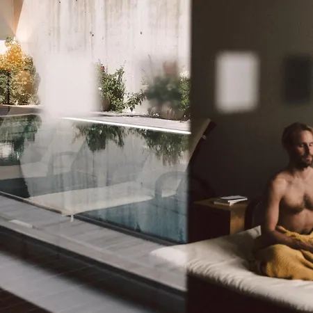 Apres Post ホテル