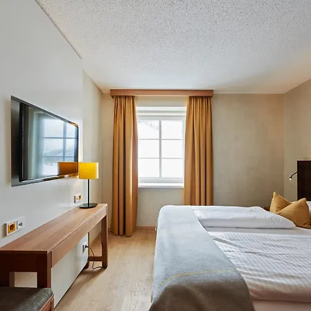 Otel Apres Post 4*