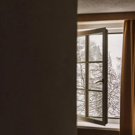 Apres Post ホテル 4*