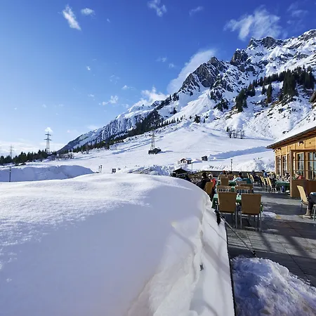 Apres Post 4* シュトゥーベン・アム・アールベルク