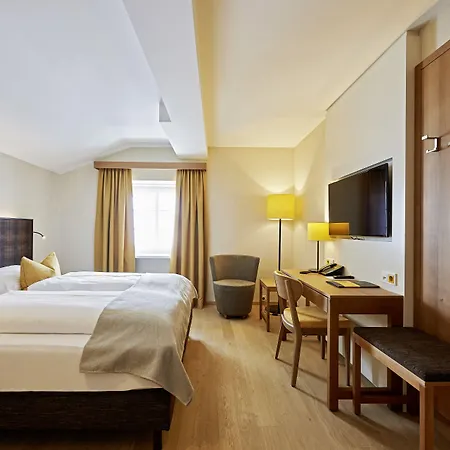 ホテル Apres Post 4*